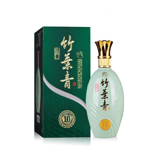 北京青花瓷酒 青花雅韵入酒来，一盏京酿醉春秋